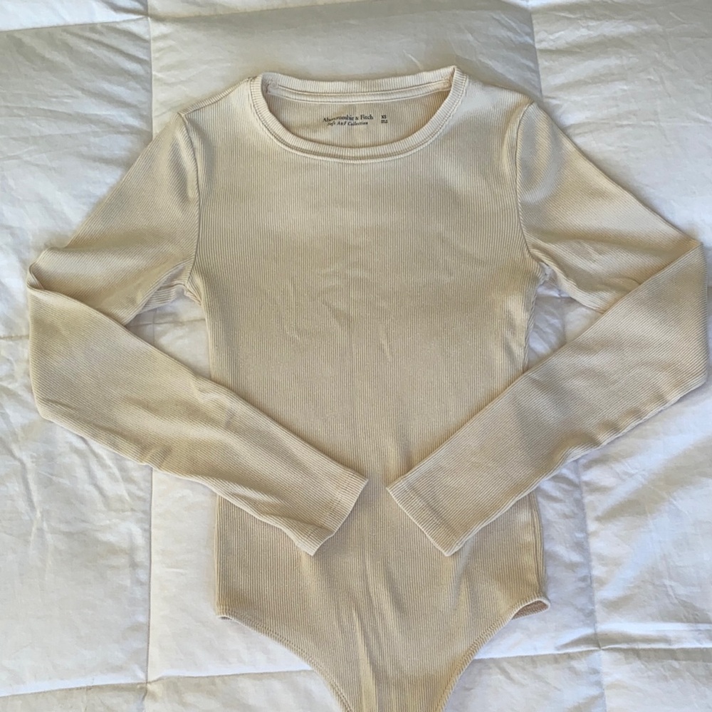 Abercrombie and Fitch Cream Long Sleeve Bodysuit, XS